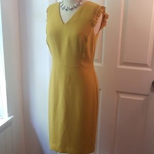 Sz 6 Ann Taylor chartreuse dress